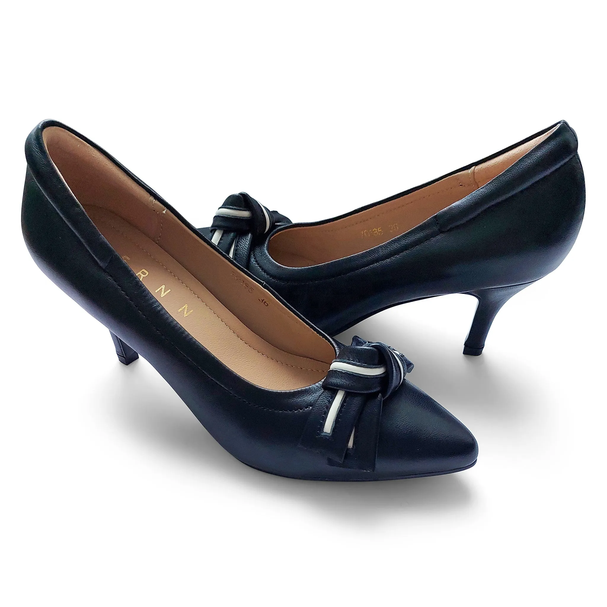 Caitlyn Signature lambskin pumps with whiskers bow