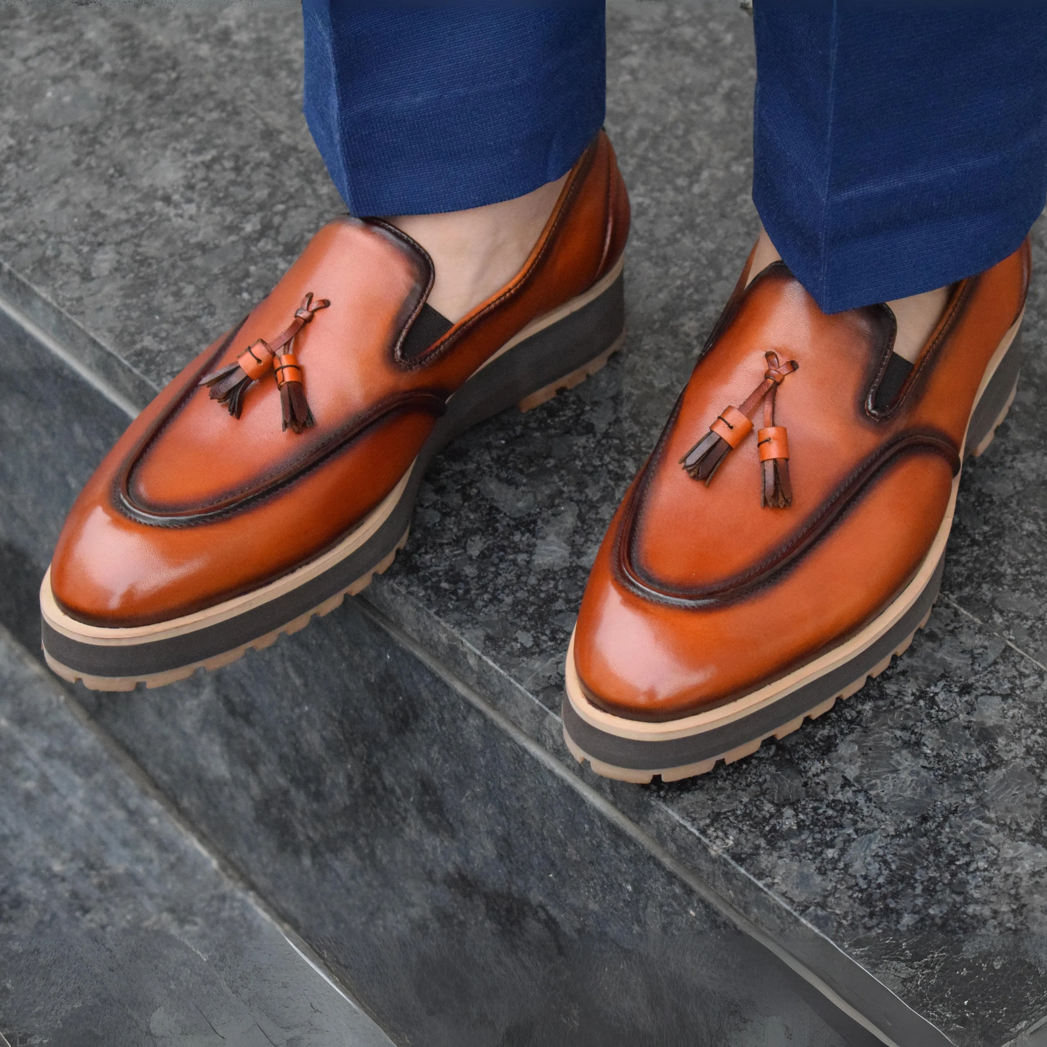 Classic Tassel Loafers - Tan