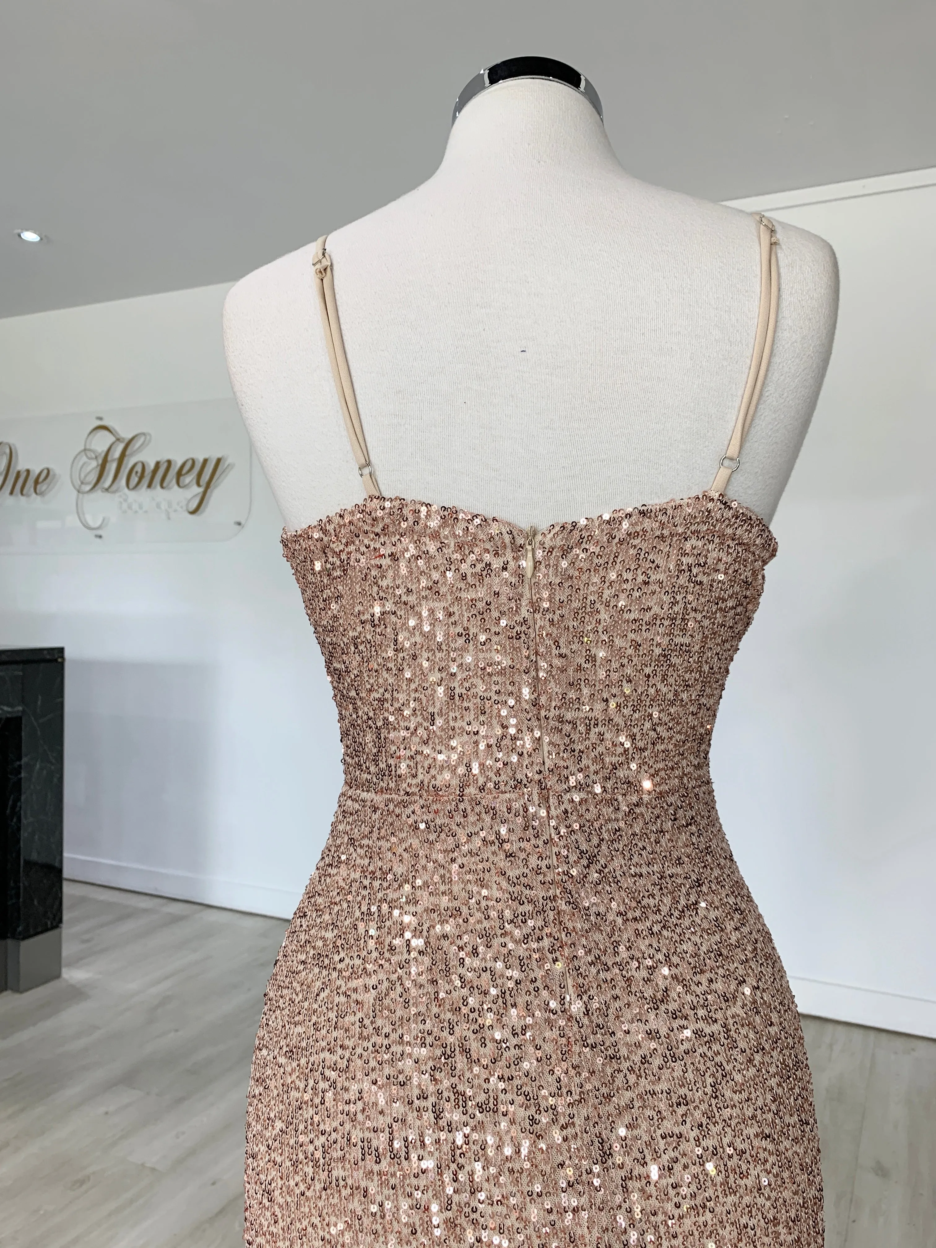 Honey Couture PEYTON Gold Sequin Formal Dress