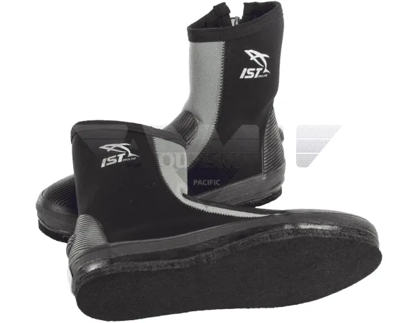 IST 3mm Tall Cut Boots with 10mm Thick Felt Sole