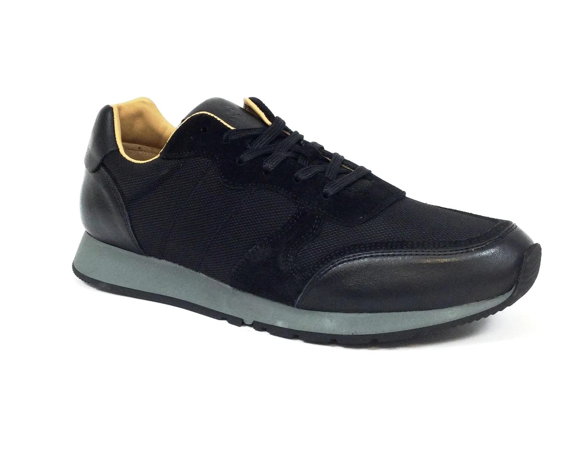 Men's Black Running Shoes