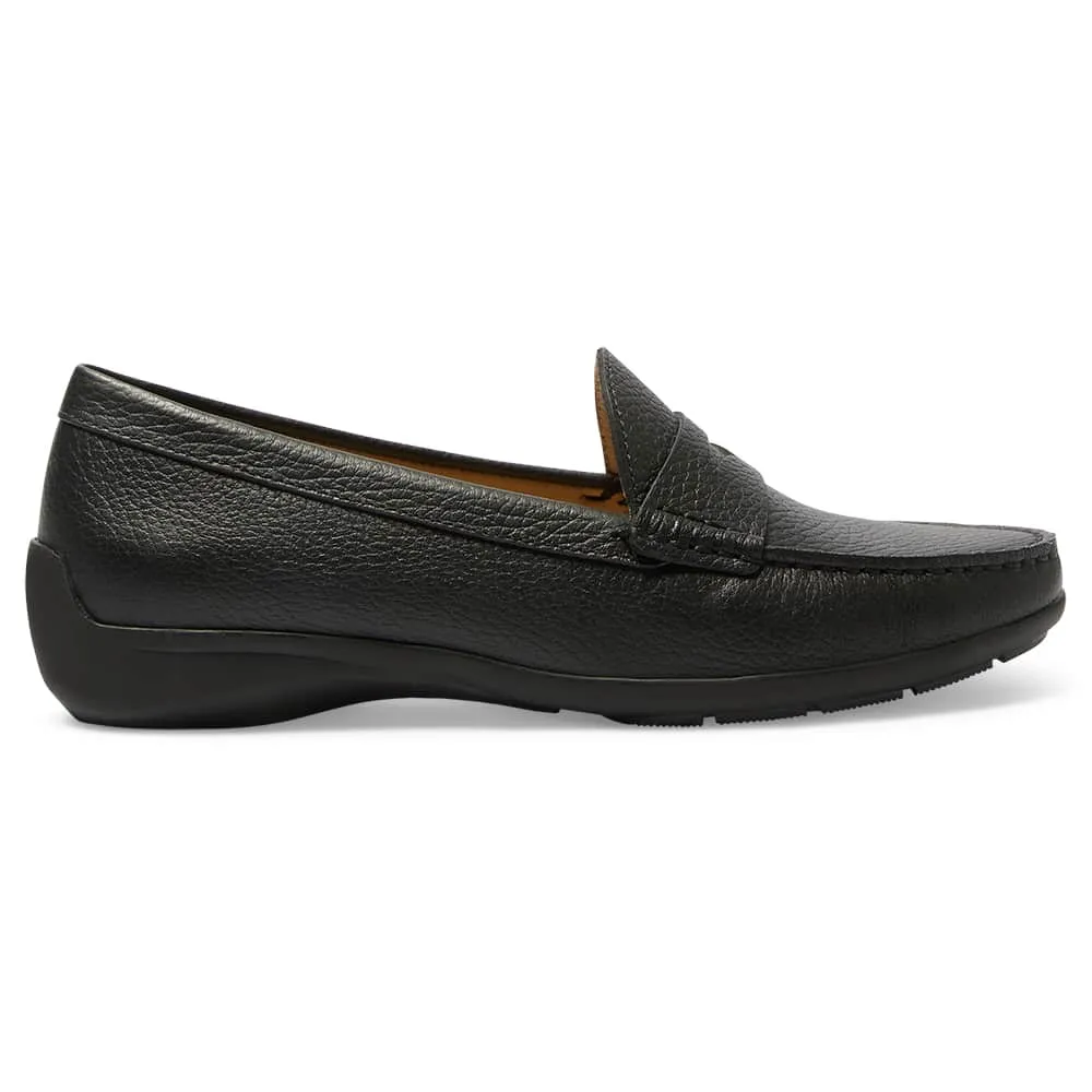 Travis Loafer in Black Leather