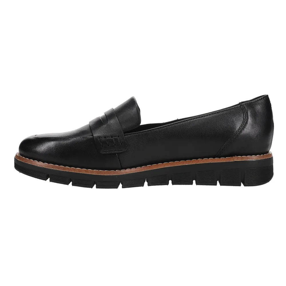 Velia Loafers