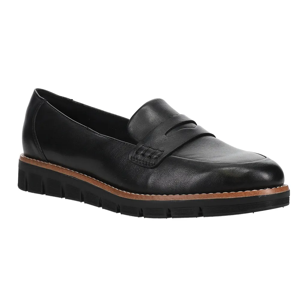 Velia Loafers